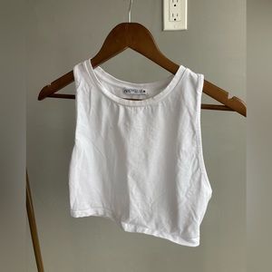 Zara sleeveless crop top size medium